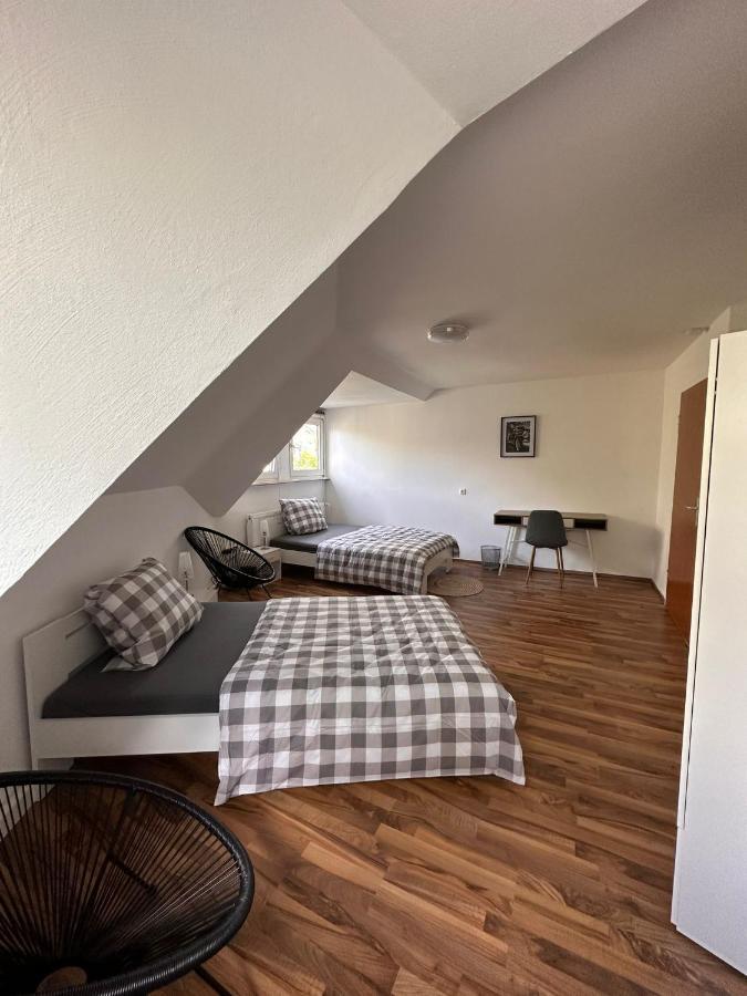 Schoenes Zimmer Im Zentrum - 3 Paderborn Bagian luar foto